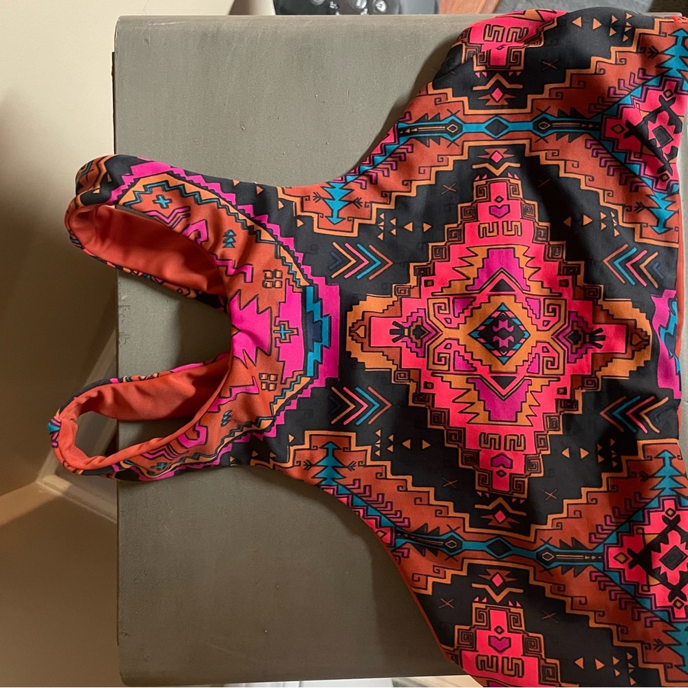 Billabong Red and Black Patterned Top